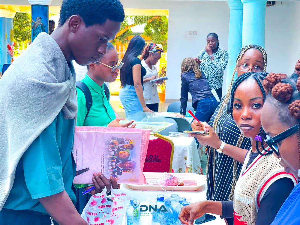 WhatsApp-Image-2025-08-11-at-16.03.14_67e2828c DNA Learning Center Nigeria Launches 2025 Summer Professional Course with a Call to Innovate