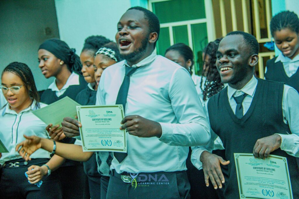 510973351_1057105403188568_1408811813695466514_n-1024x683 DNALC Nigeria in 2025: Raising the next generation STEM workforce through intensive hands-on research/laboratory experience