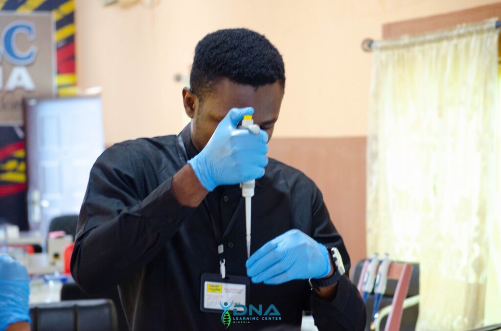 574905968_1163662969199477_438891918423593245_n-1024x678 DNALC Nigeria in 2025: Raising the next generation STEM workforce through intensive hands-on research/laboratory experience